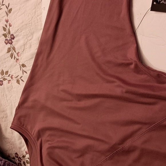 Tahari Sport Long Sleeve Mauve Colored Dolman Sleeves Pullover Plus size Top NWT - Picture 9 of 11